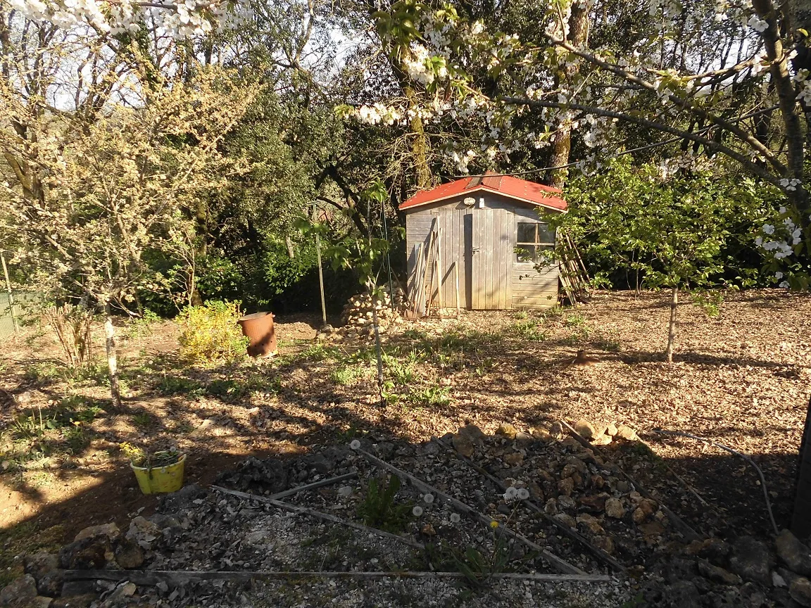 Maison à vendre à Salignac Eyvignes avec 3 chambres et jardin 