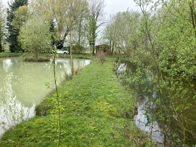 Terrain de loisirs à Brutelles - 1 978 m² à découvrir 