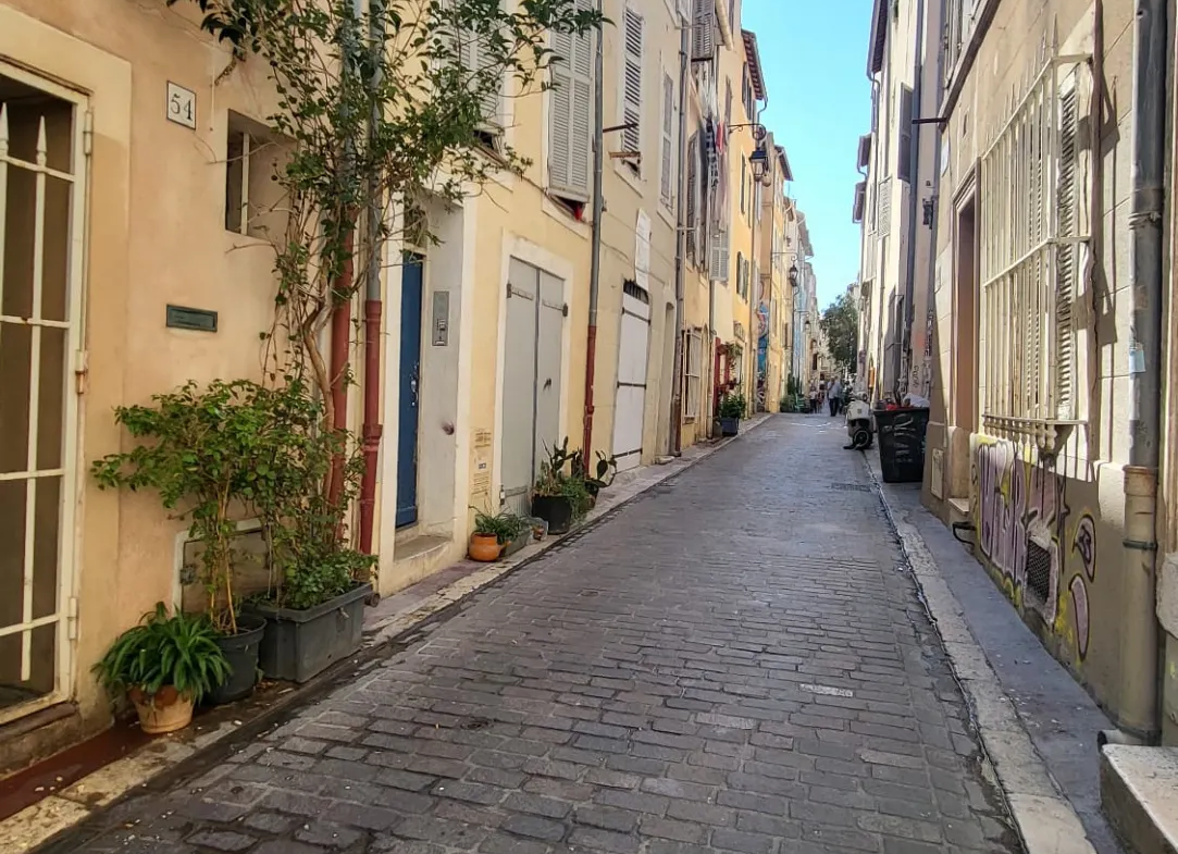 À vendre : studio de 34 m² dans le quartier le Panier à Marseille 