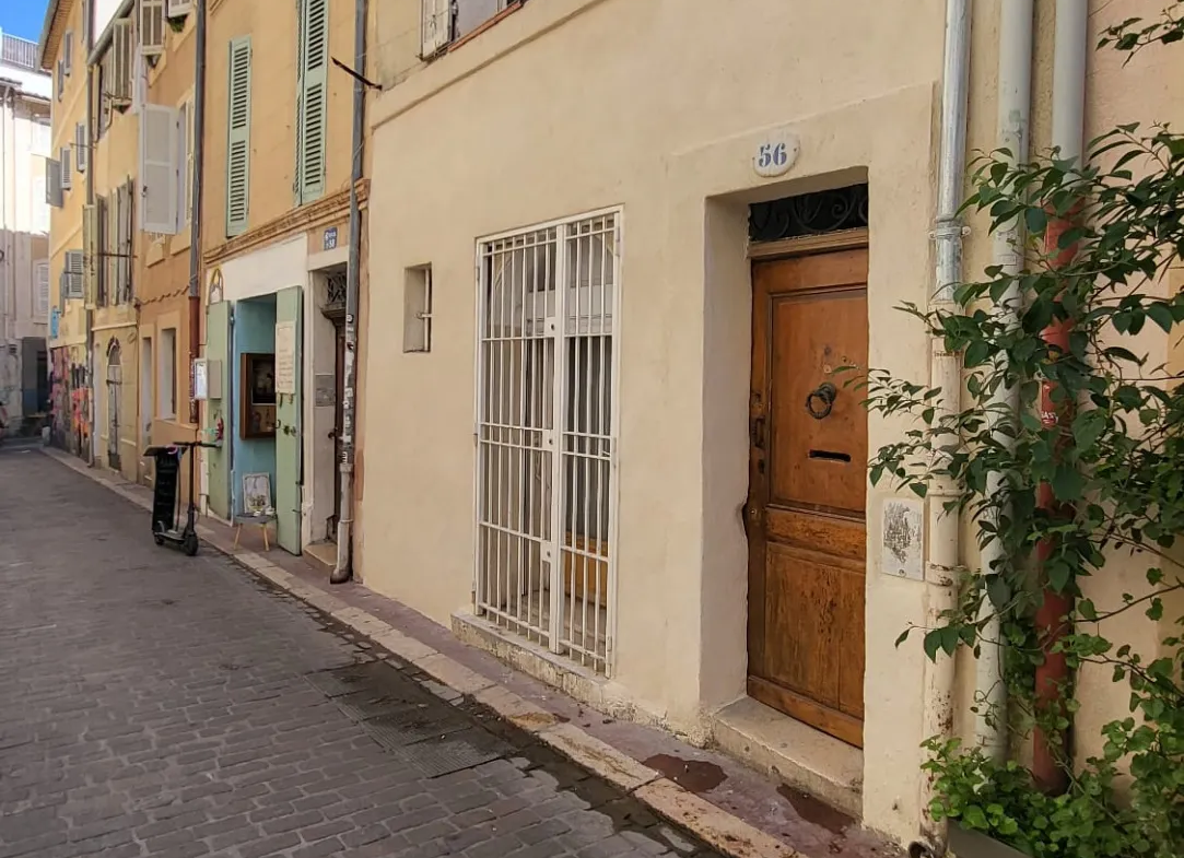 À vendre : studio de 34 m² dans le quartier le Panier à Marseille 