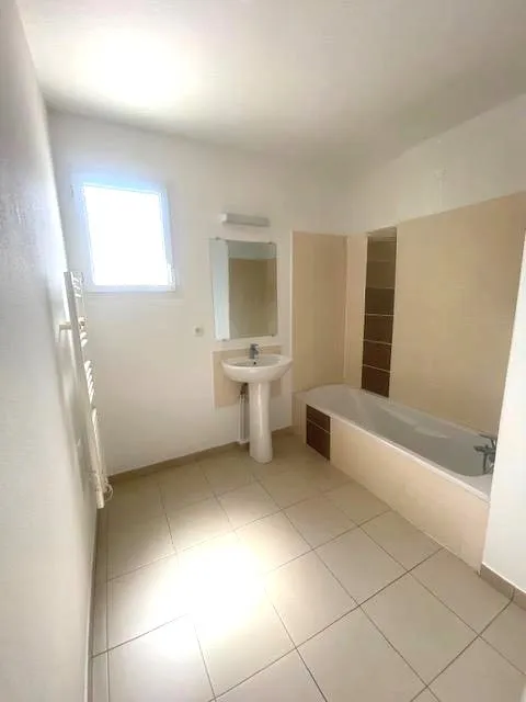 A VENDRE - Appartement T3 avec jardin et parking à Perpignan 