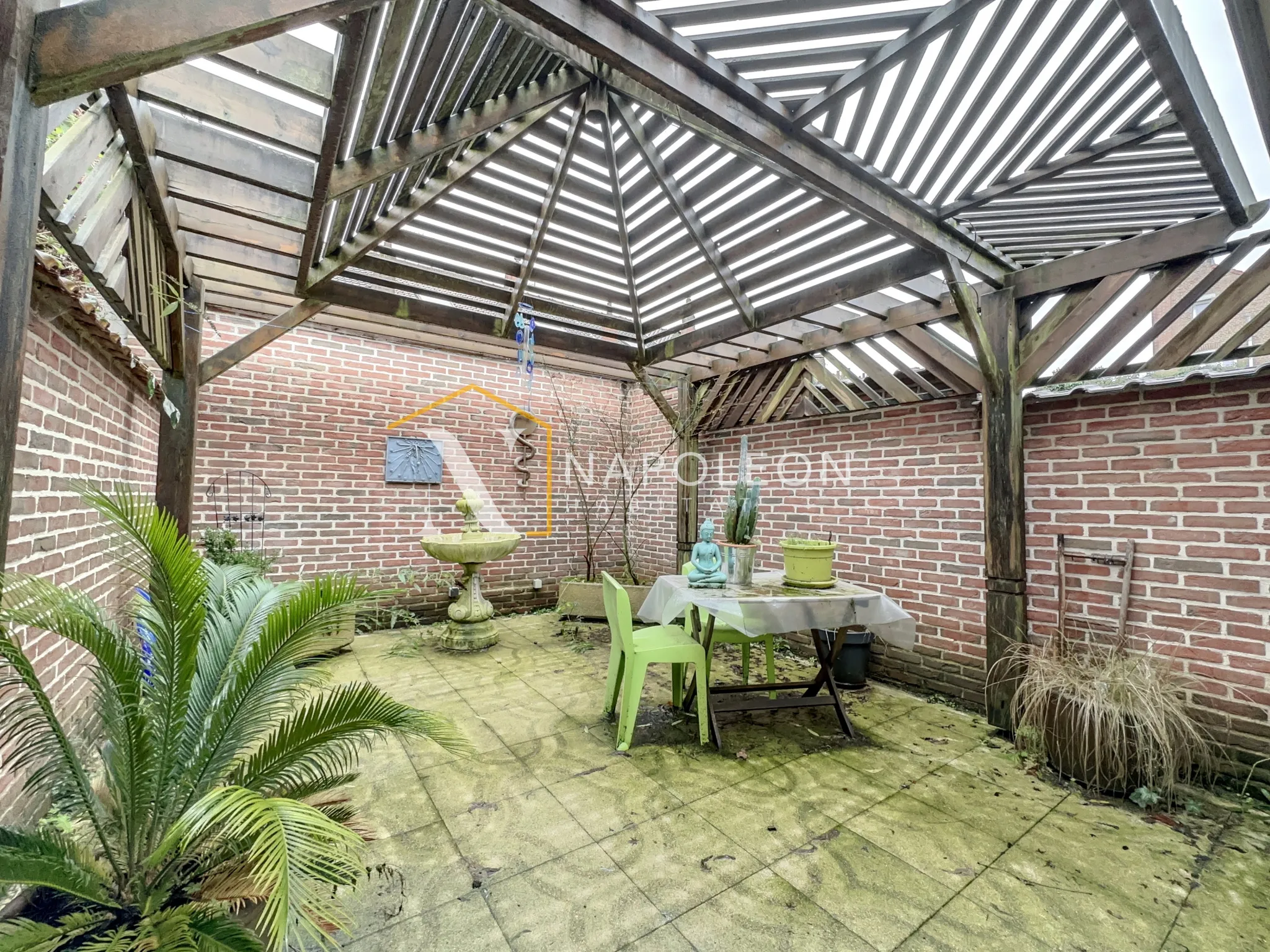 Belle maison de ville avec grande terrasse à Lille Bois Blanc 