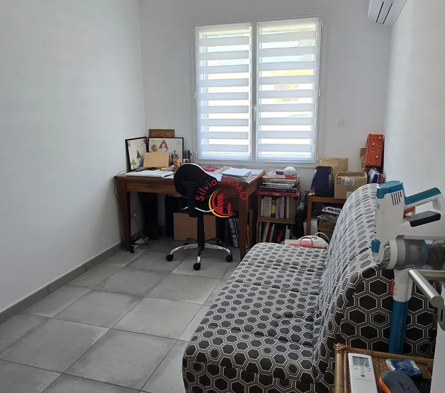 À vendre : Villa de plain-pied 3 faces sur 280 m² à Tautavel 