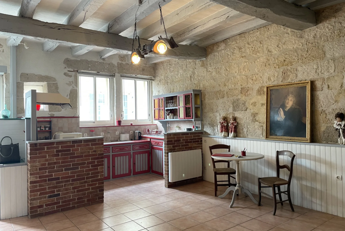 Maison de village 147 m² avec jardin à Larroque sur l'Osse 