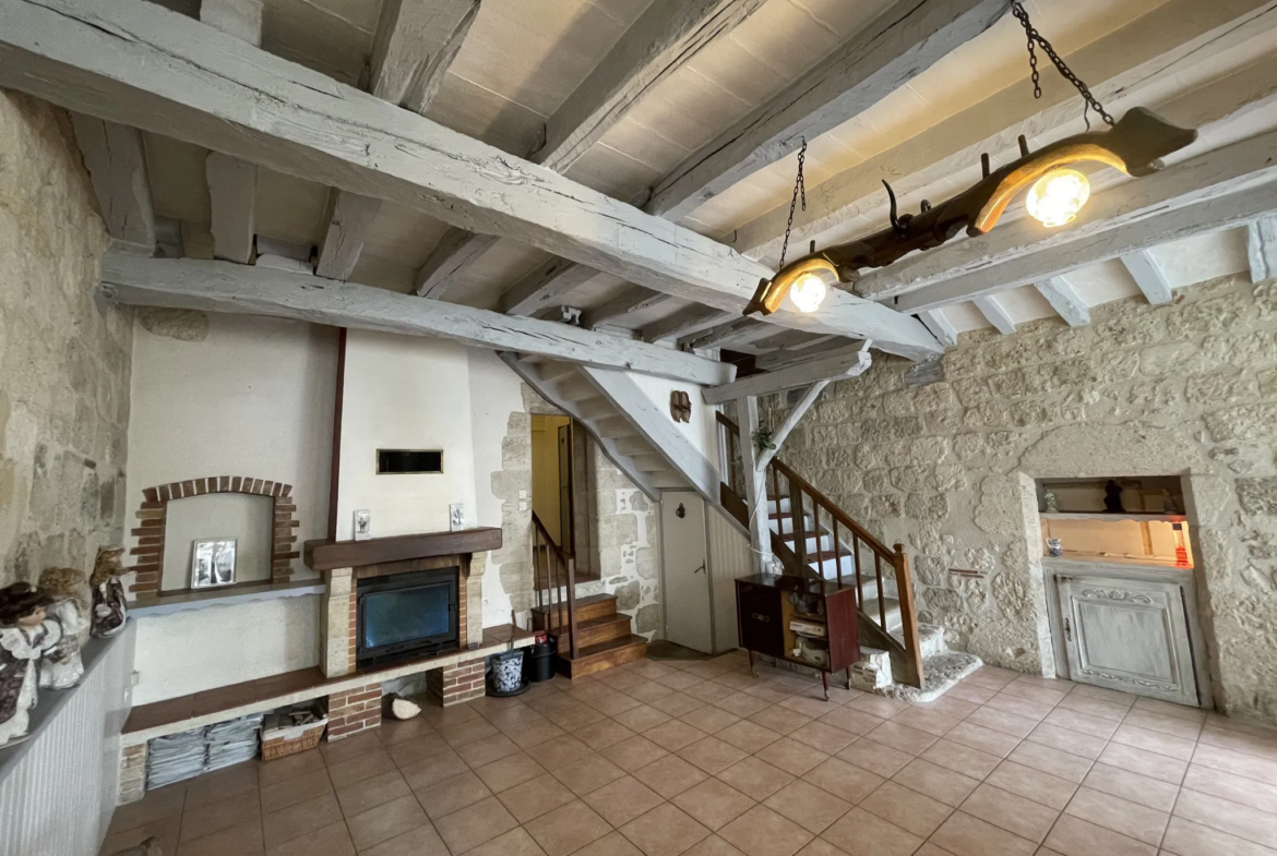 Maison de village avec jardin et terrasse à Larroque sur l'Osse 