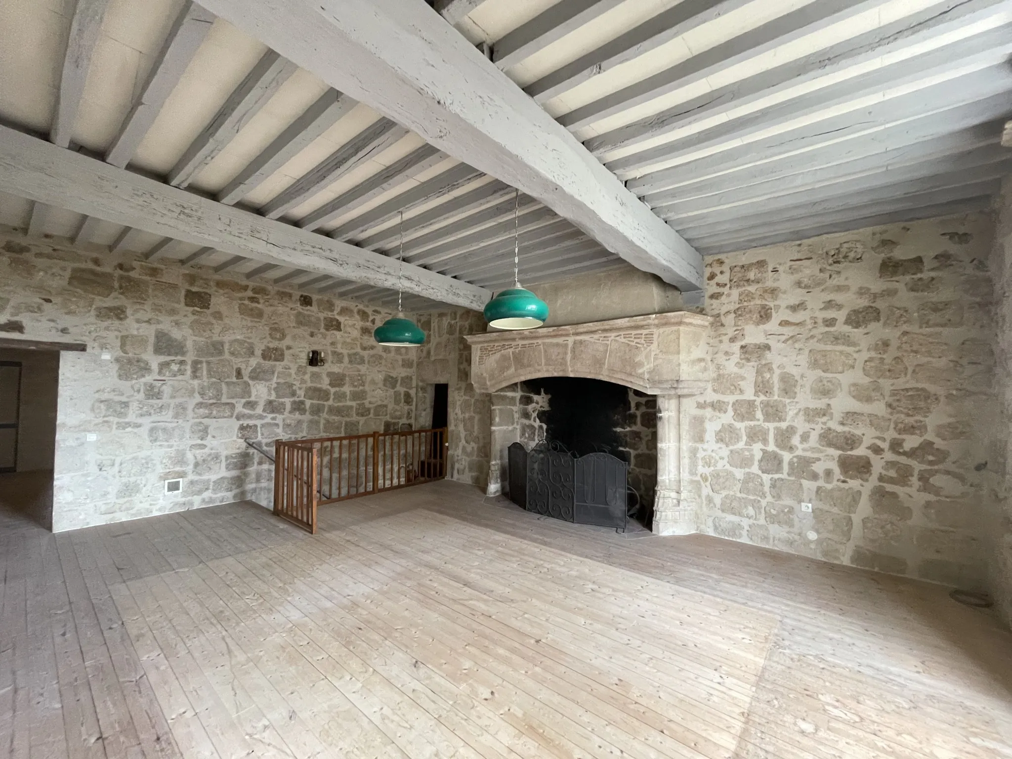 Maison de village avec jardin et terrasse à Larroque sur l'Osse 