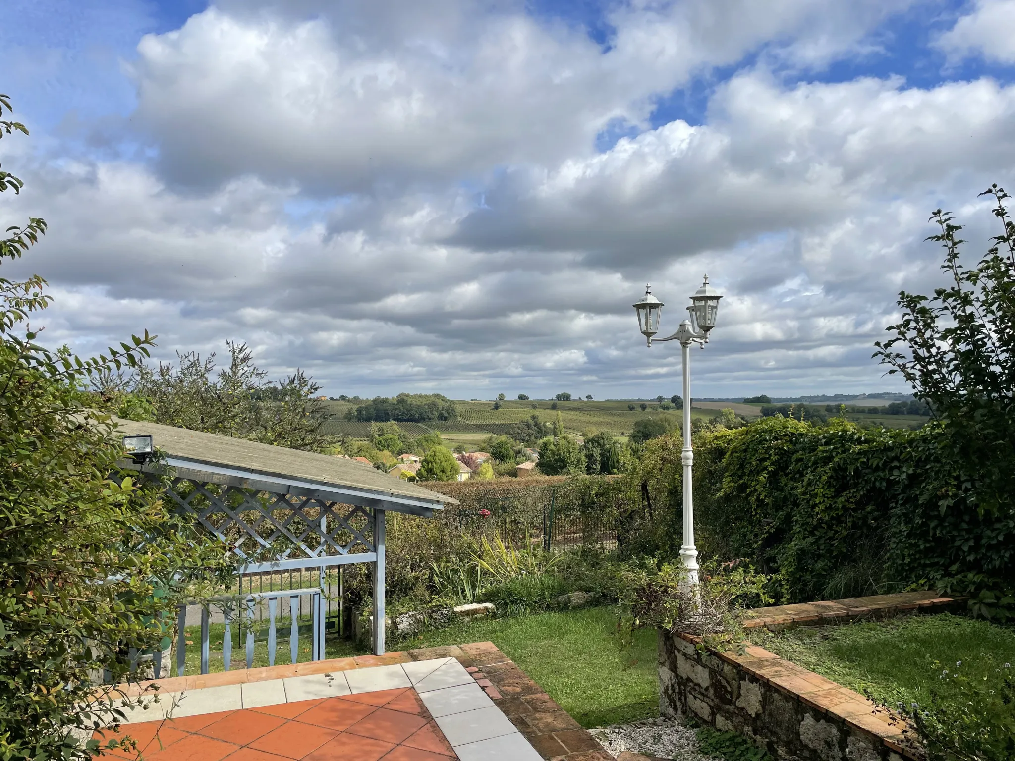 Maison de village avec jardin et terrasse à Larroque sur l'Osse 