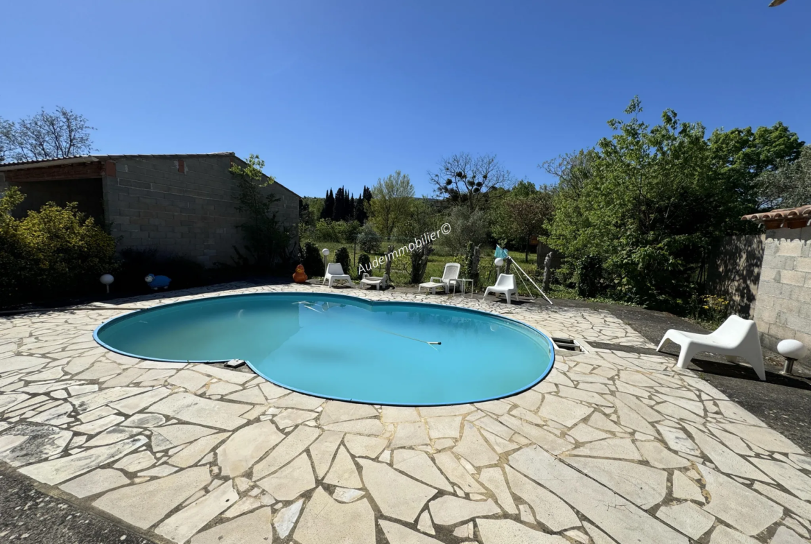 Maison à vendre à Limoux avec jardin, garage et piscine 