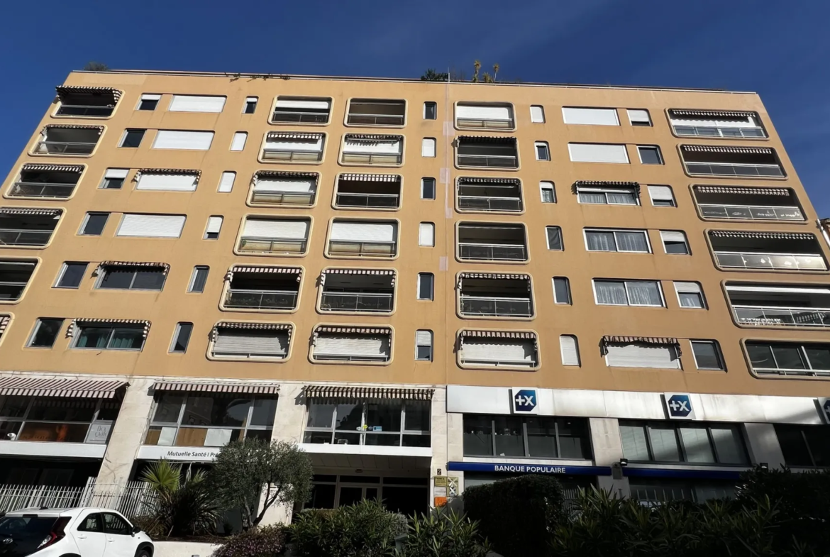 Appartement 2 pièces au Carré d'Or à Nice - Idéal investissement locatif 