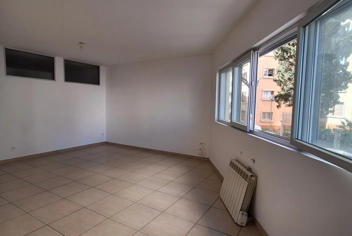 Appartement T2 à vendre secteur Saint-Roch, Toulon - 44 m² 