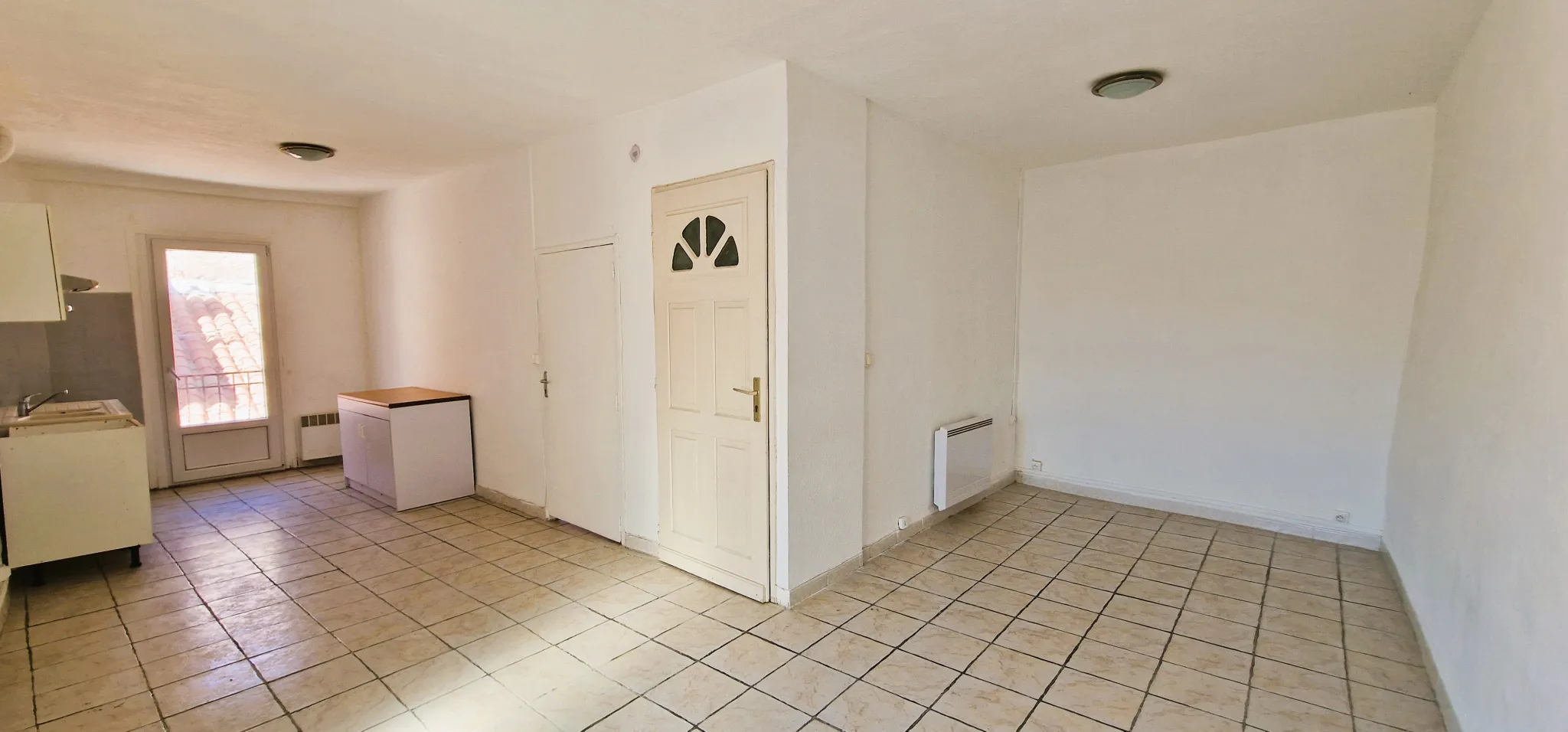 Immeuble avec 2 Appartements T2 à Vendre à Le Boulou - 160 000 EUR 