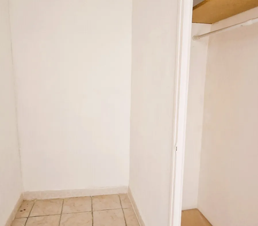 Immeuble avec 2 Appartements T2 à Vendre à Le Boulou - 160 000 EUR 