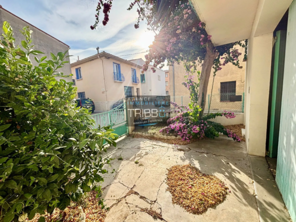 Maison de village avec garage et jardin à Pollestres