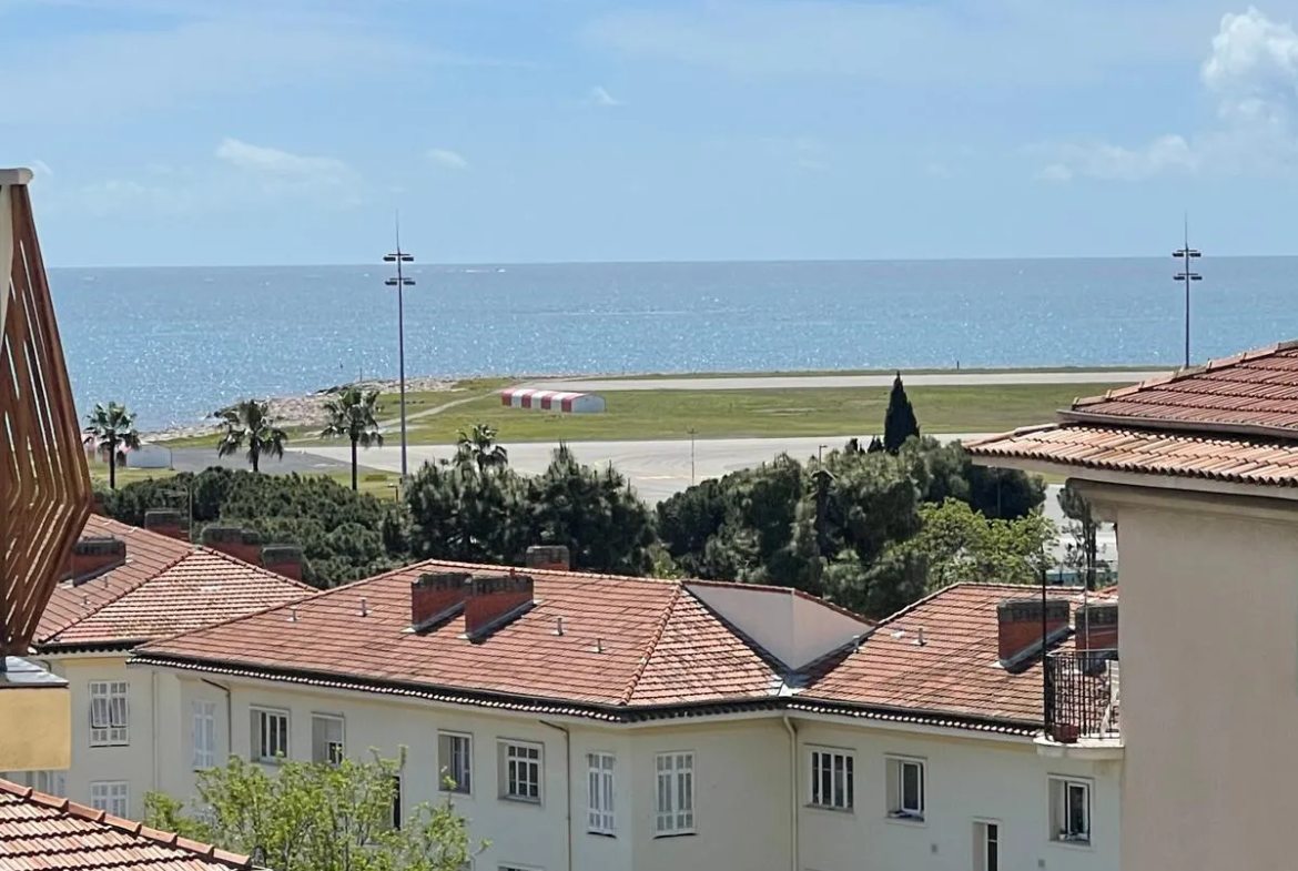 Appartement à Carras, vue mer, reconfigurable en 2 pièces 