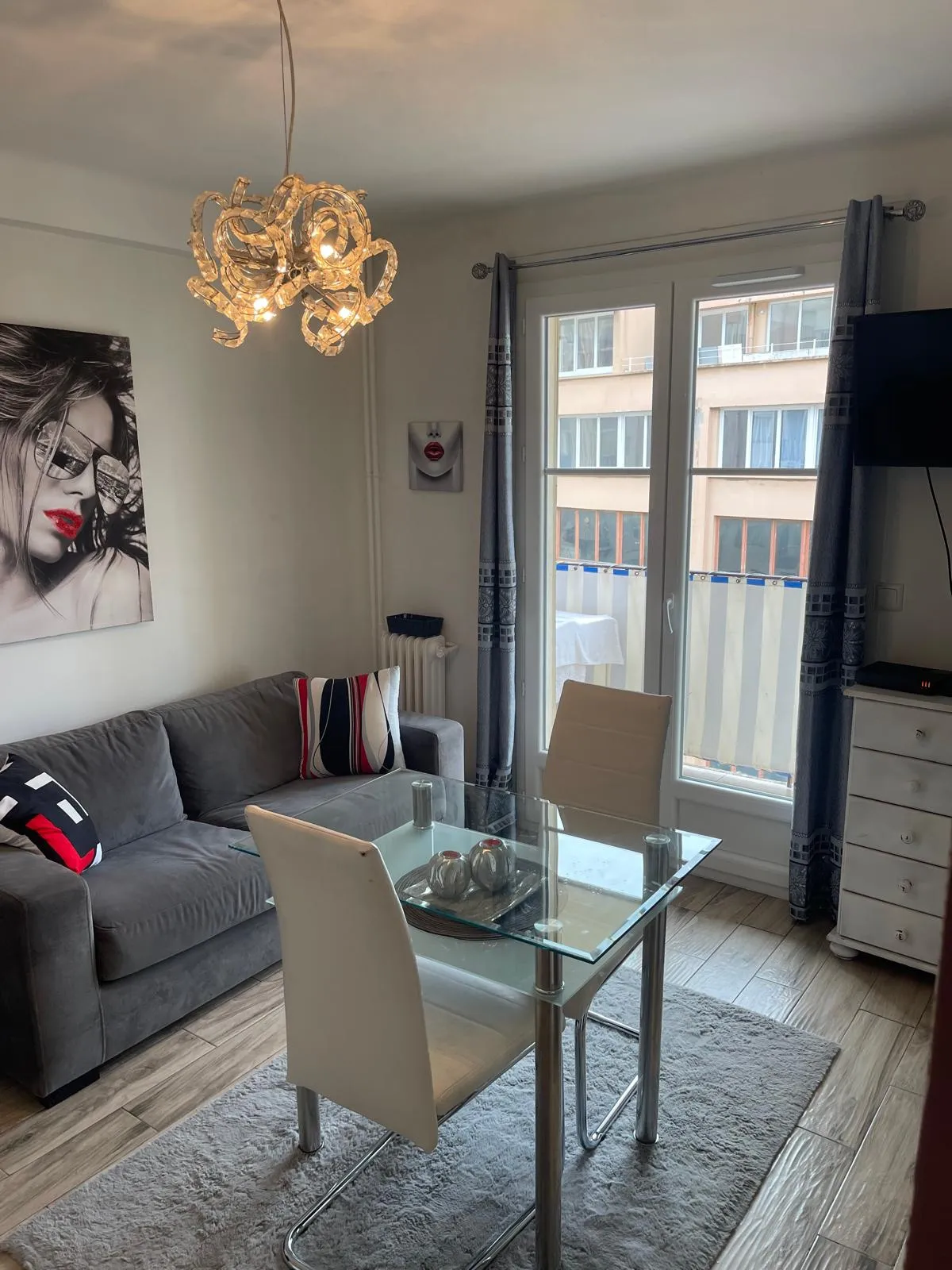 Appartement à Carras, vue mer, reconfigurable en 2 pièces 