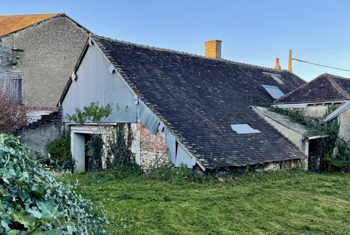 Maison à rénover à 15 minutes de Vendôme - Vue sur l'église 