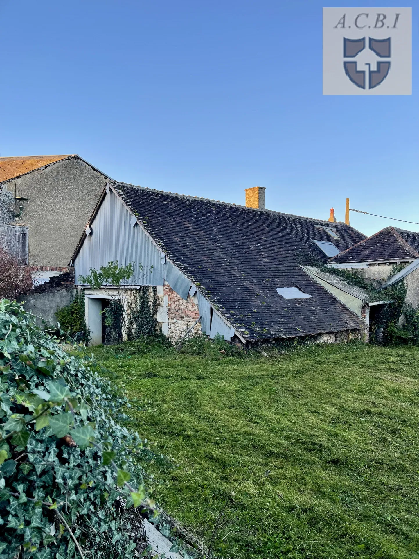 Maison à rénover à 15 minutes de Vendôme - Vue sur l'église 