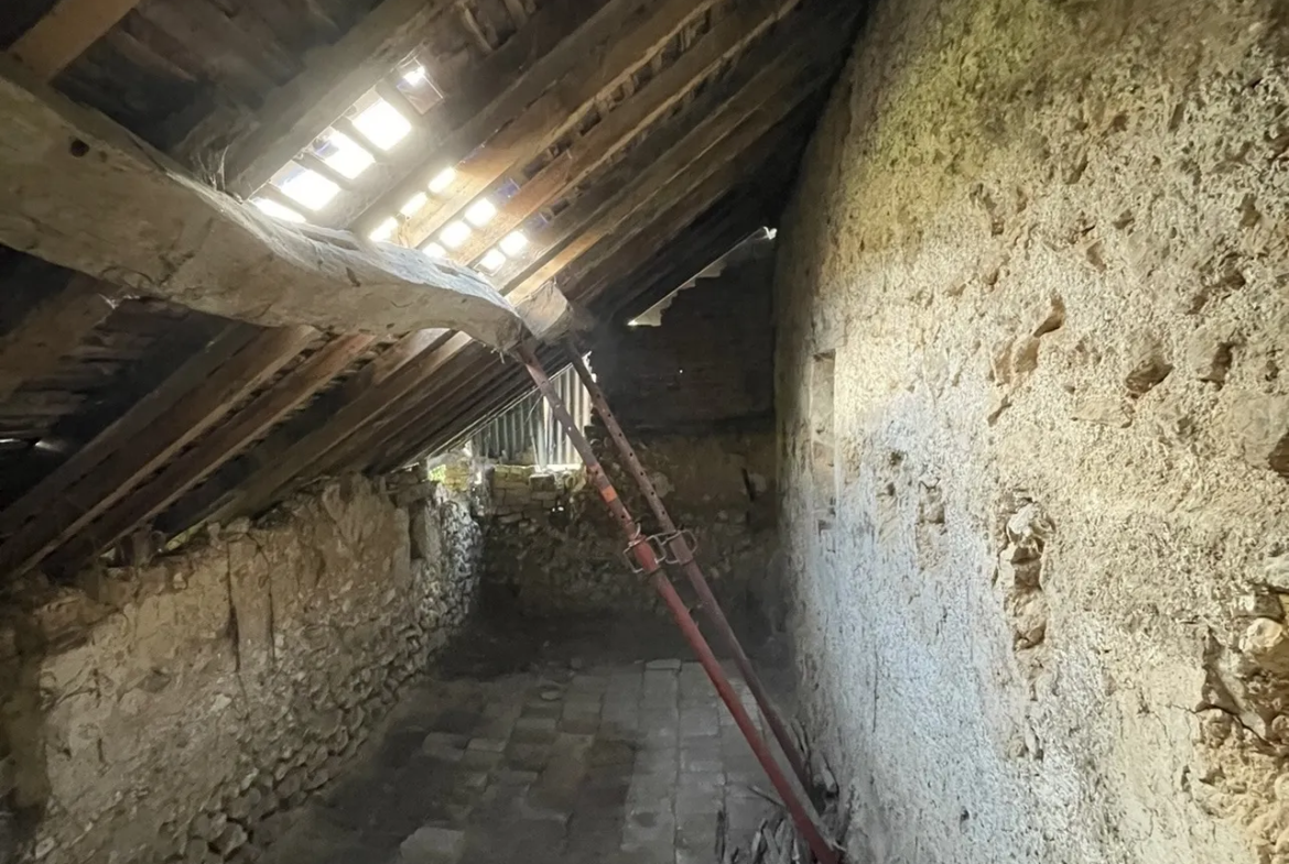 Maison à rénover à 15 minutes de Vendôme - Vue sur l'église 