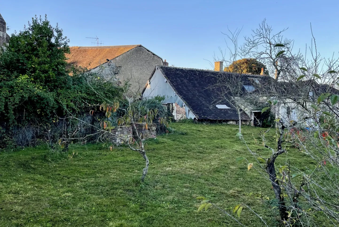 Maison à rénover à 15 minutes de Vendôme - Vue sur l'église 