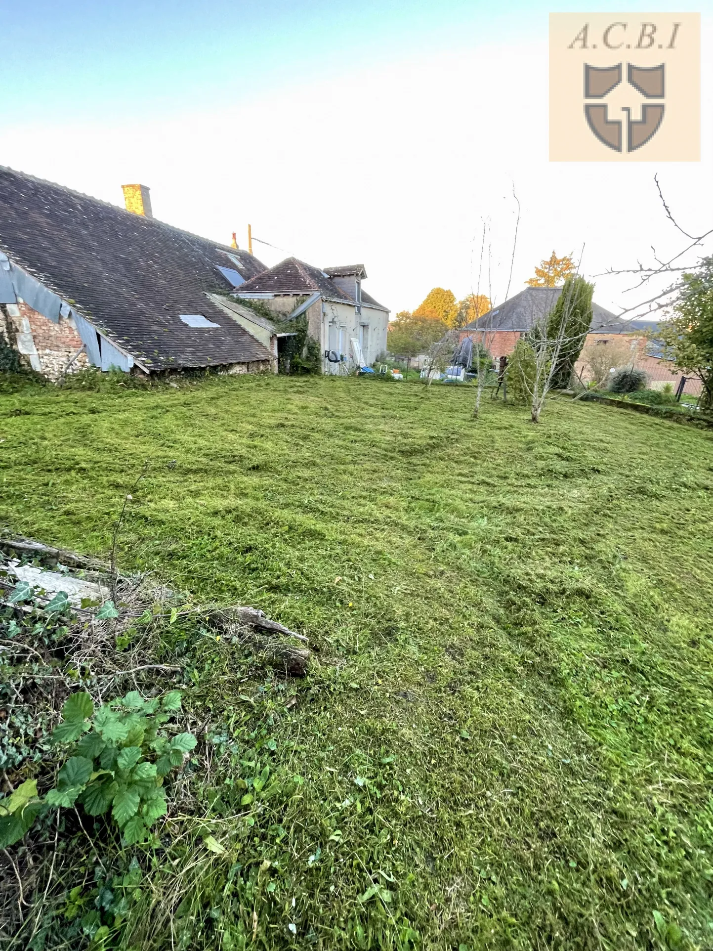 Maison à rénover à 15 minutes de Vendôme - Vue sur l'église 