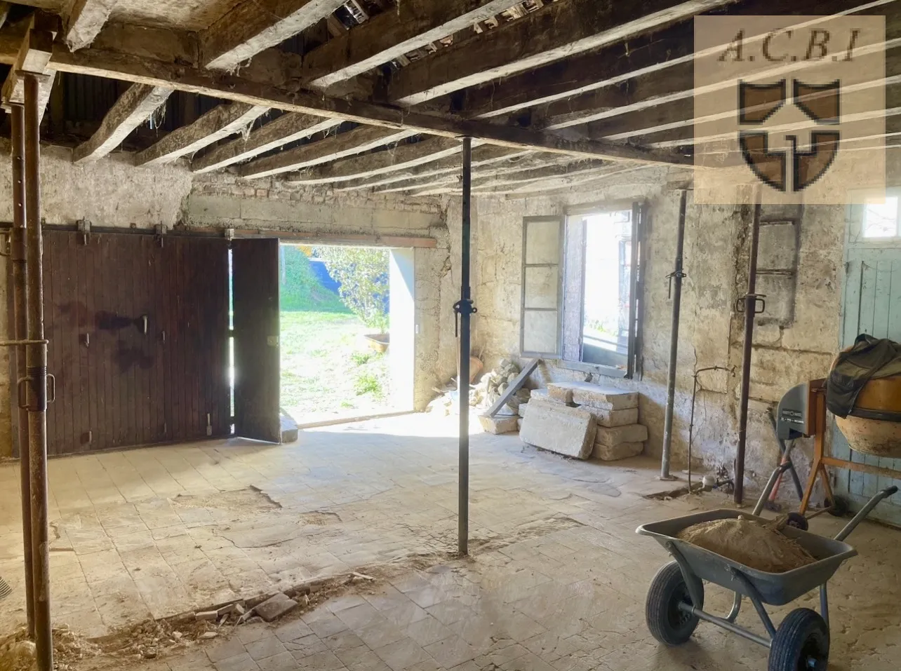 Maison à rénover à 15 minutes de Vendôme - Vue sur l'église 