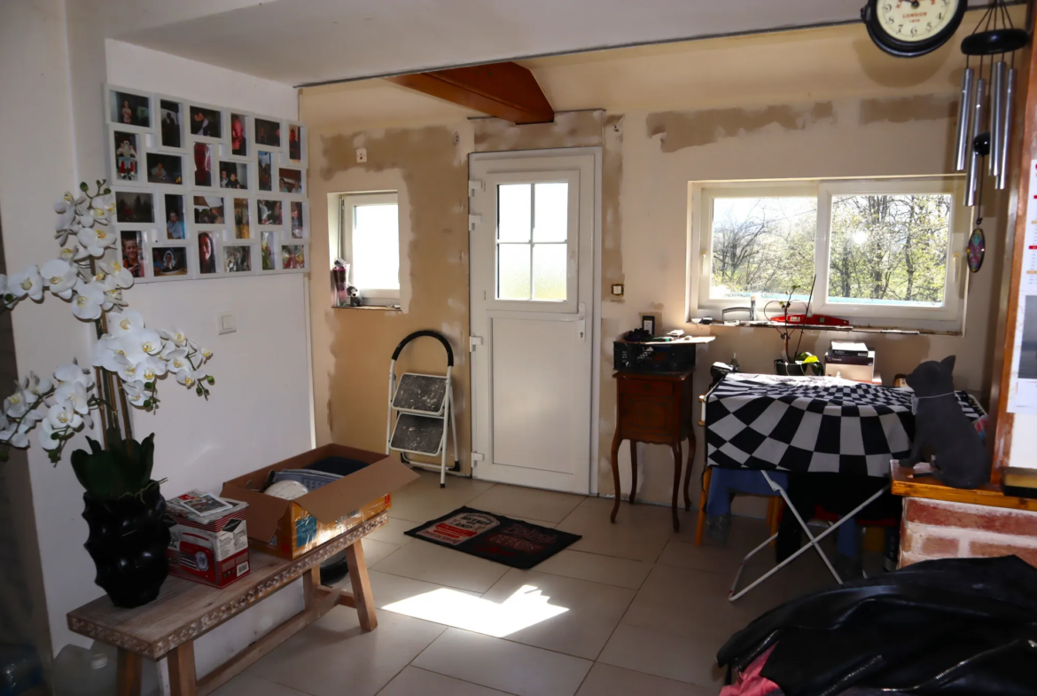 À vendre : Maison de 160 m² avec 4 chambres à Saint-Léger-du-Bois 