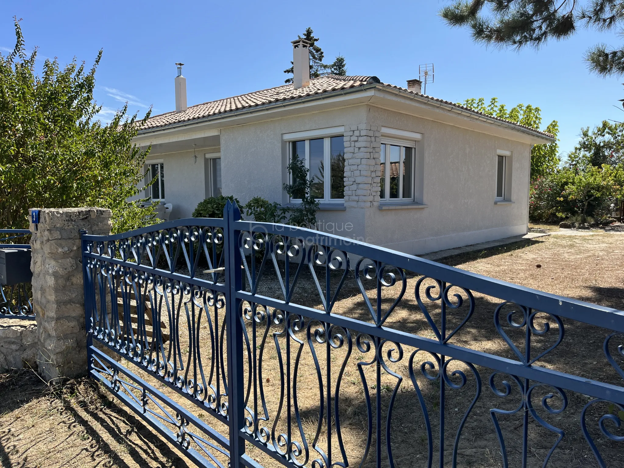 Maison rénovée avec 3 chambres à vendre à Preignac 