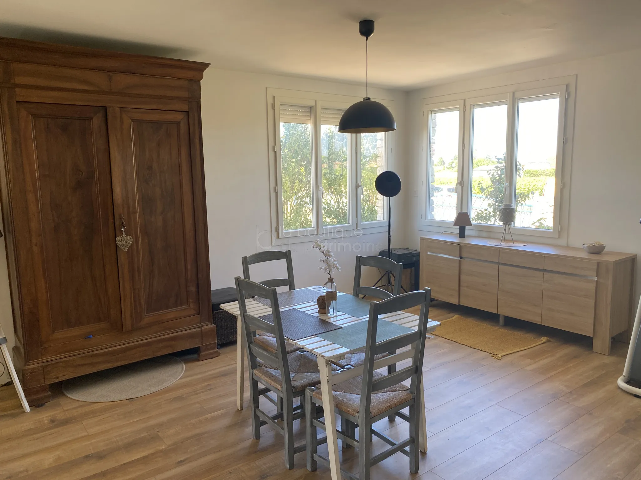 Maison rénovée avec 3 chambres à vendre à Preignac 