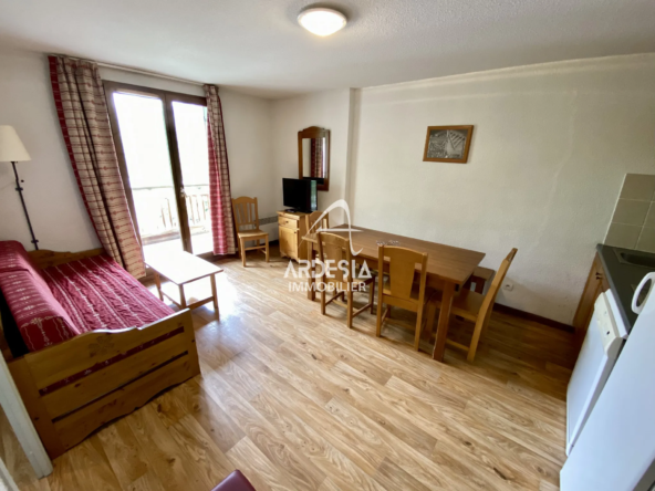 À vendre: Appartement T3 de 42 m² à Albiez-Montrond avec vue