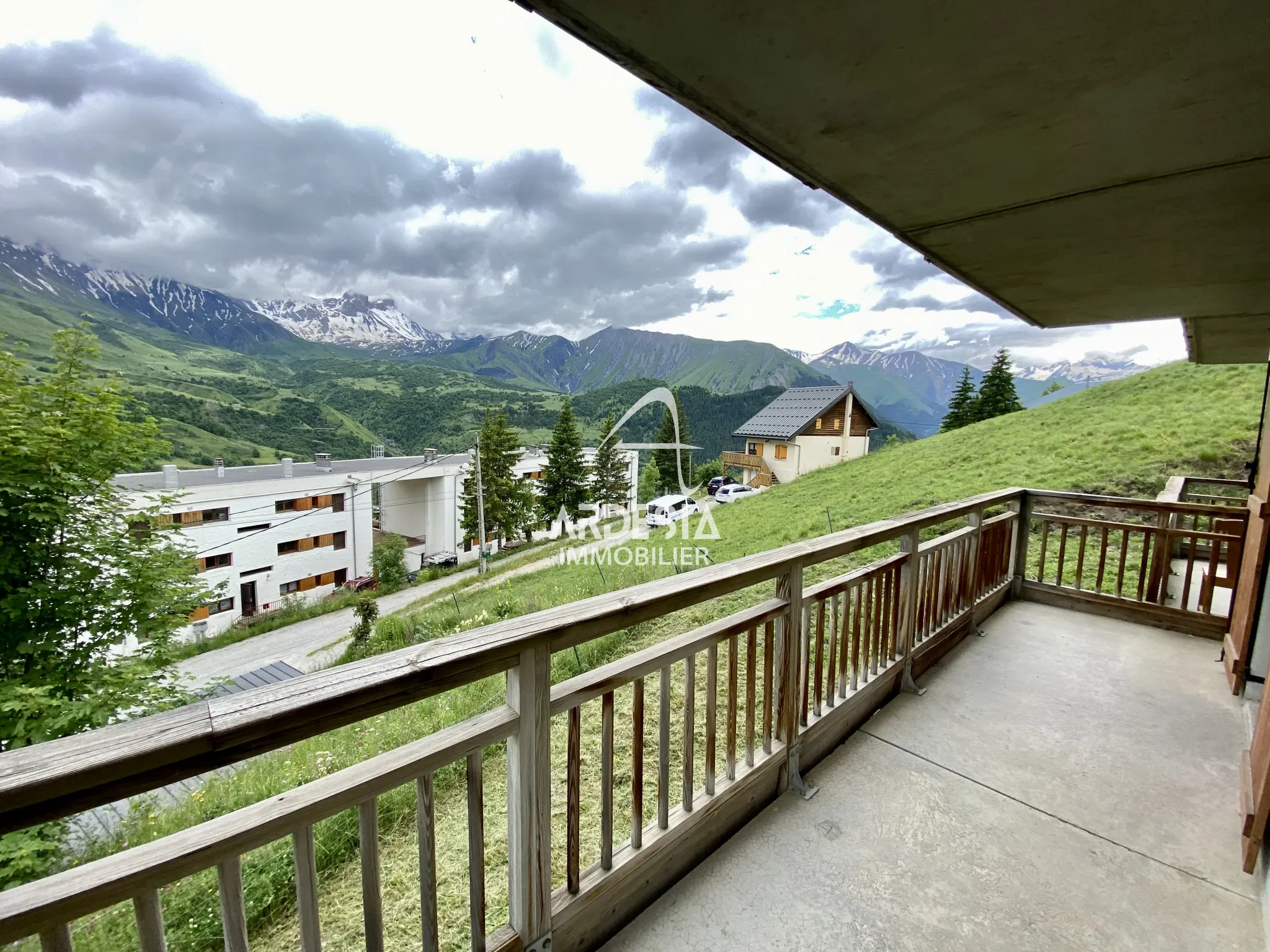 À vendre: Appartement T3 de 42 m² à Albiez-Montrond avec vue 