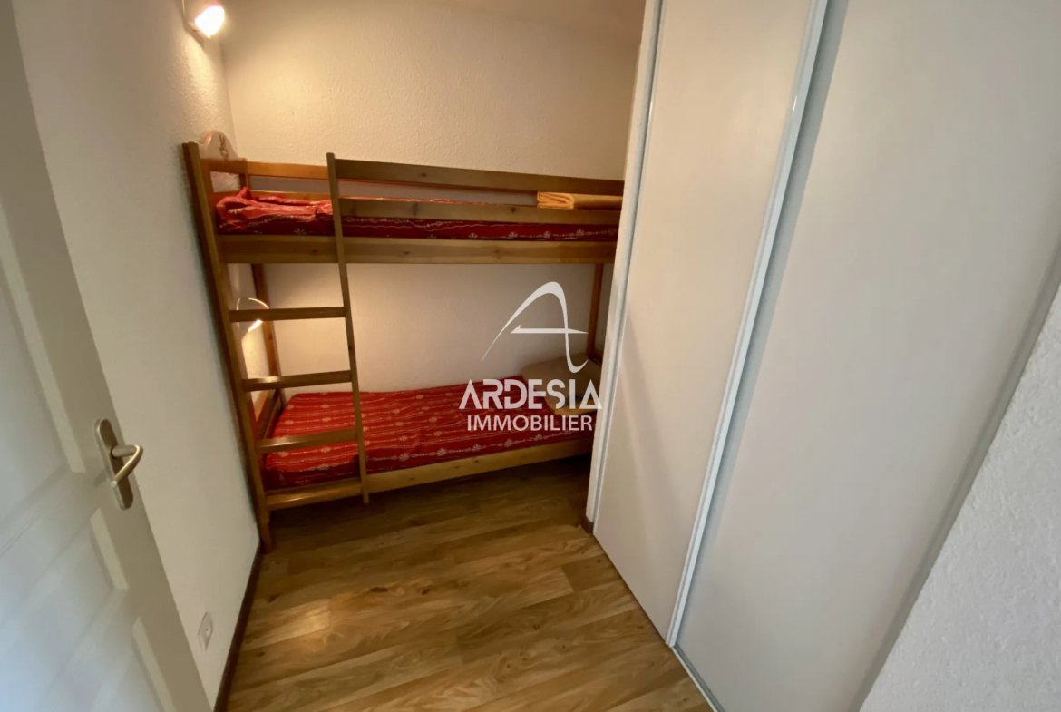 À vendre: Appartement T3 de 42 m² à Albiez-Montrond avec vue 