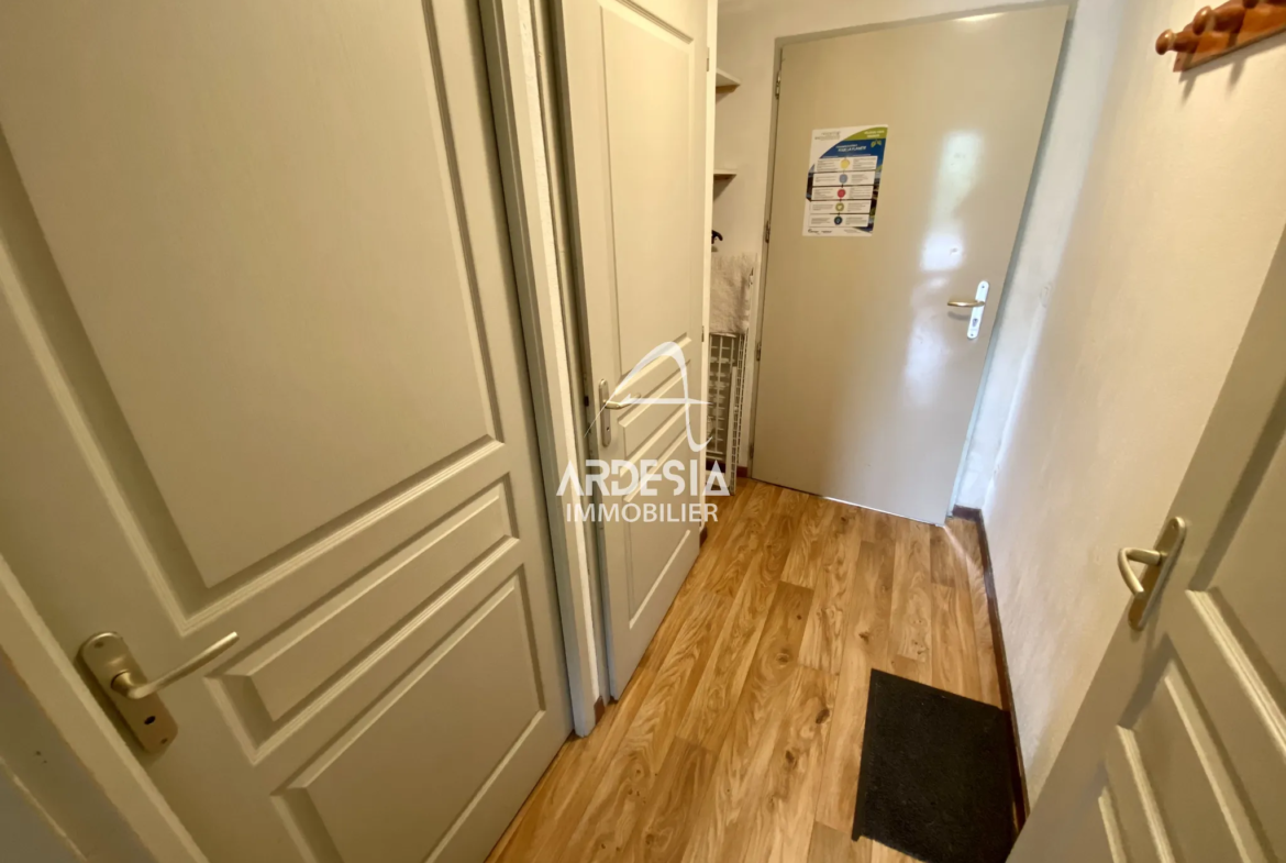 À vendre: Appartement T3 de 42 m² à Albiez-Montrond avec vue 