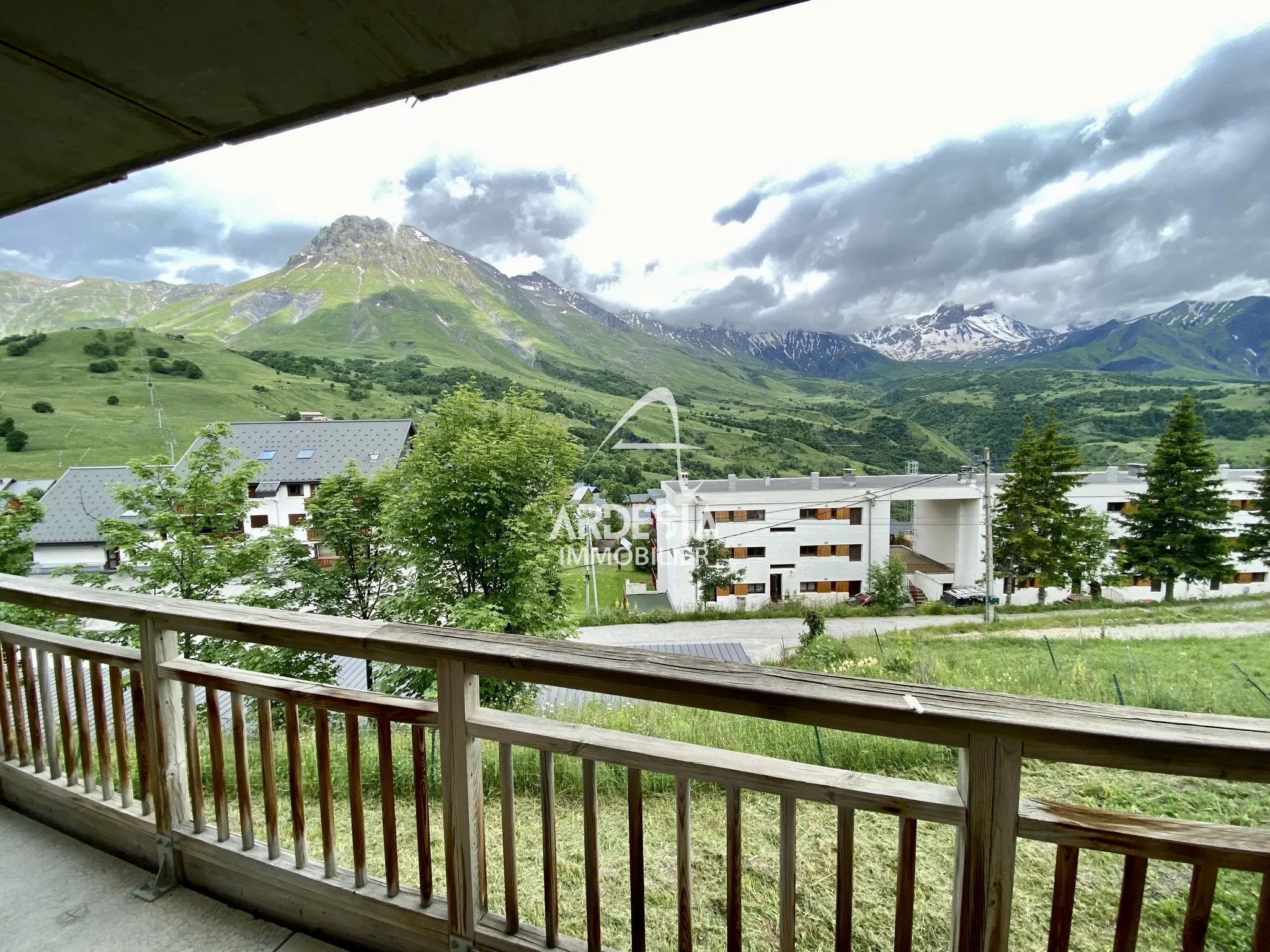 À vendre: Appartement T3 de 42 m² à Albiez-Montrond avec vue 