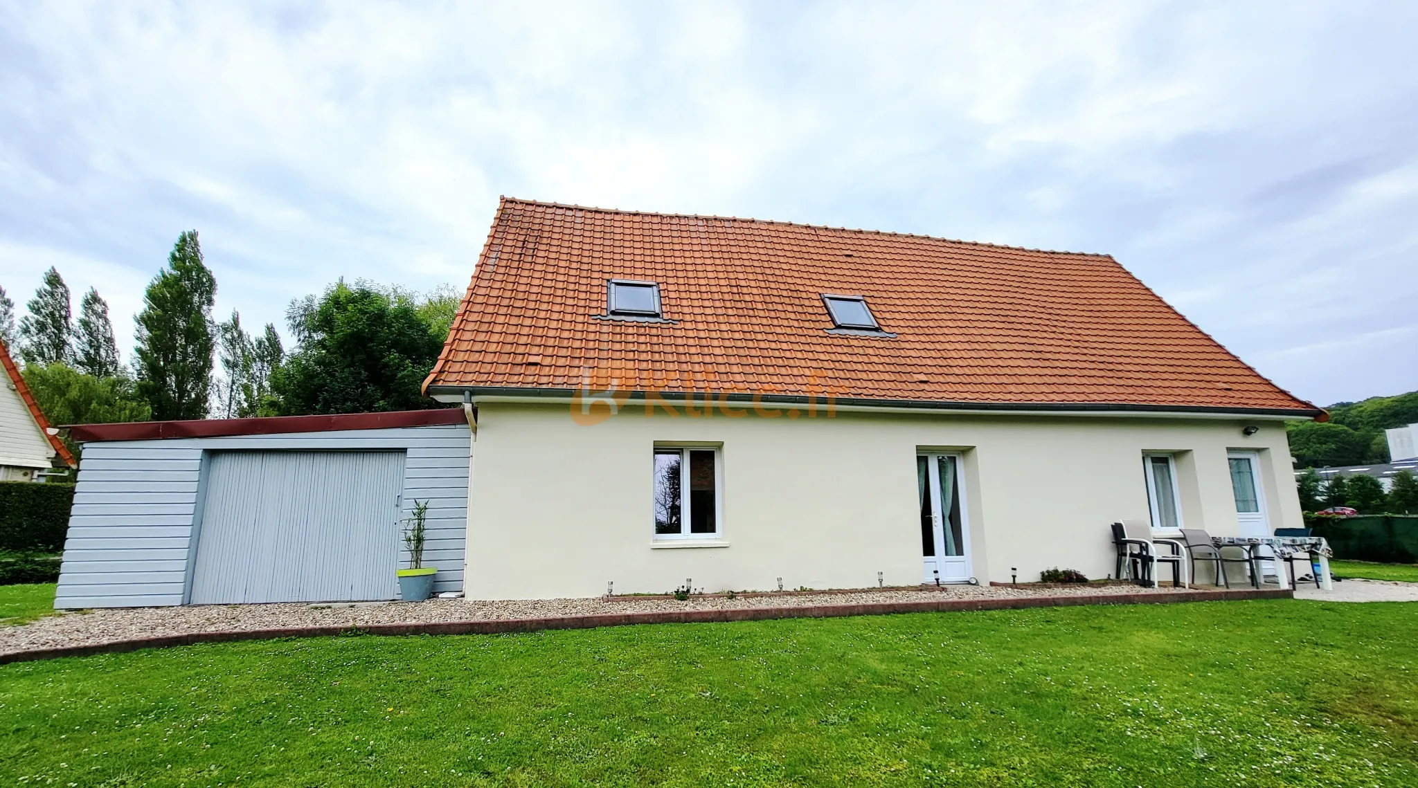 Maison rénovée avec 3 à 4 chambres près d'Offranville 