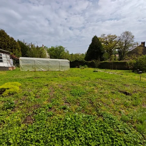 À vendre : Maison à rénover proche de Dun le Palestel 