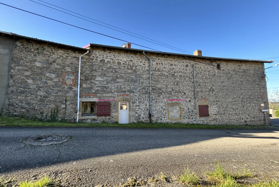 Maison d'habitation à Machezal de 135 m² avec Terrain et Dépendances 