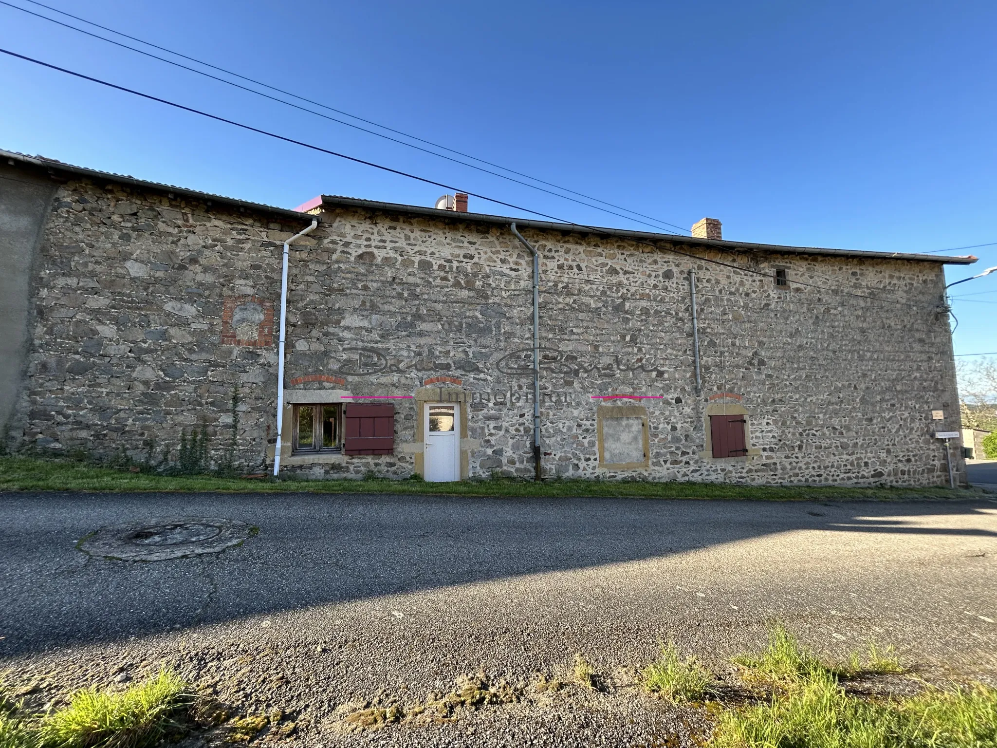 Maison d'habitation à Machezal de 135 m² avec Terrain et Dépendances 