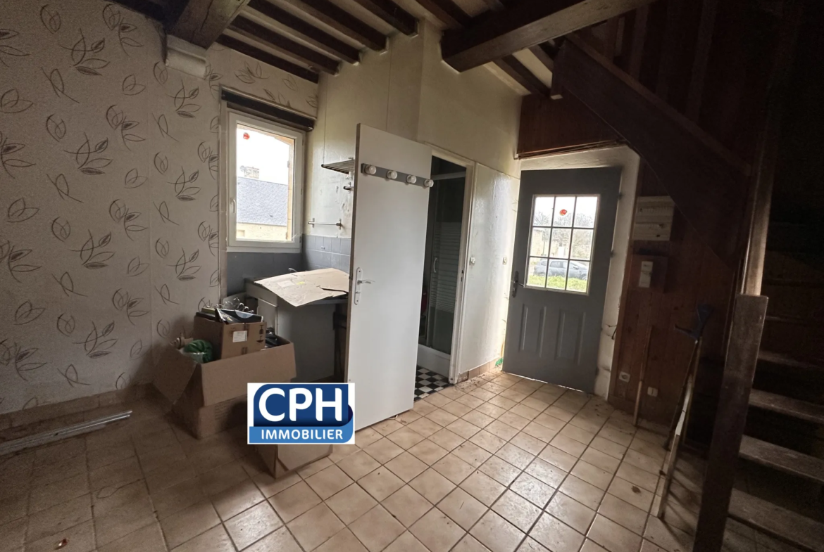 Terrain à bâtir avec petite maison à Rosel - 145 000 € 