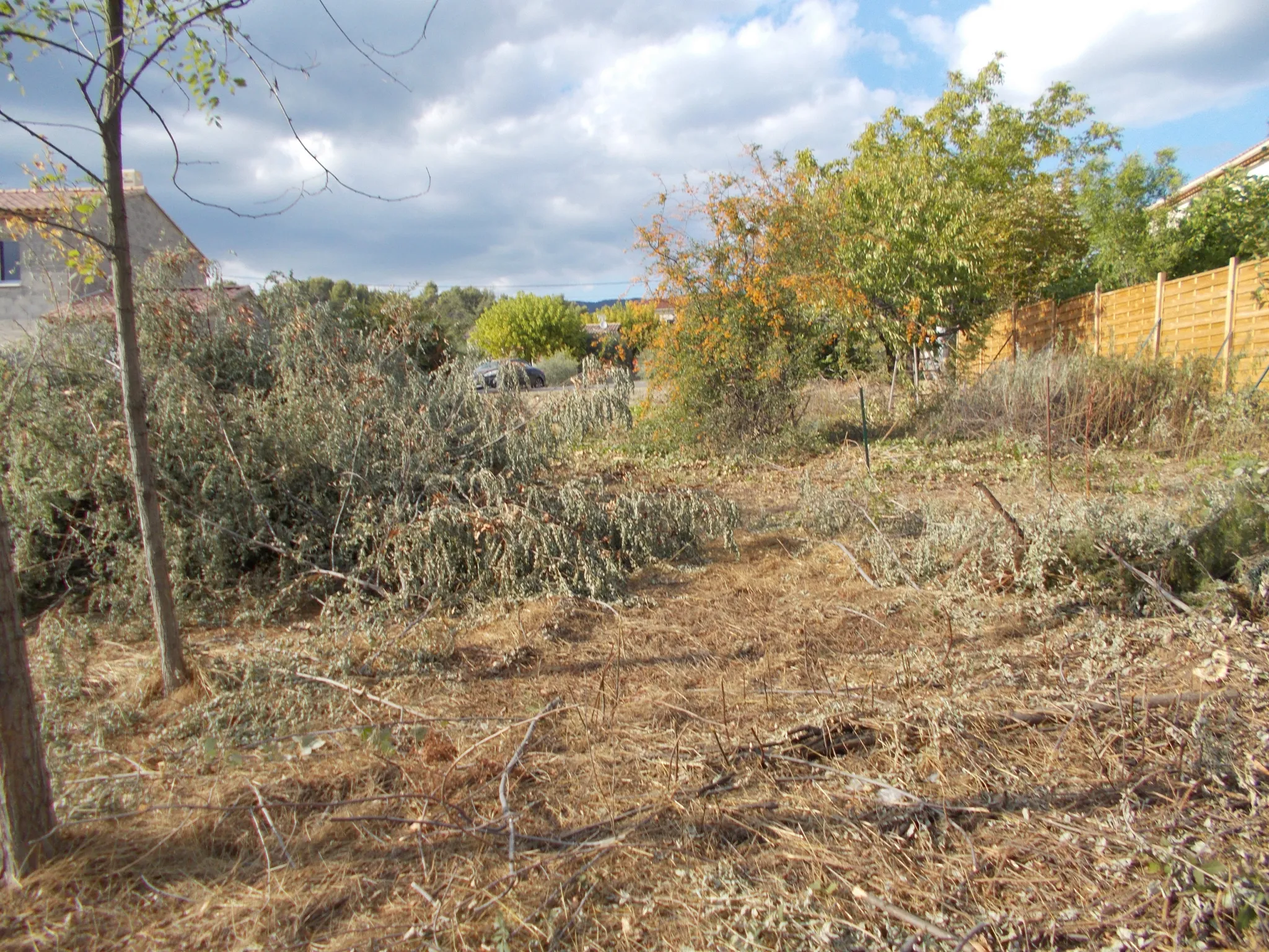 Terrain constructible à vendre sur La Motte d'Aigues 