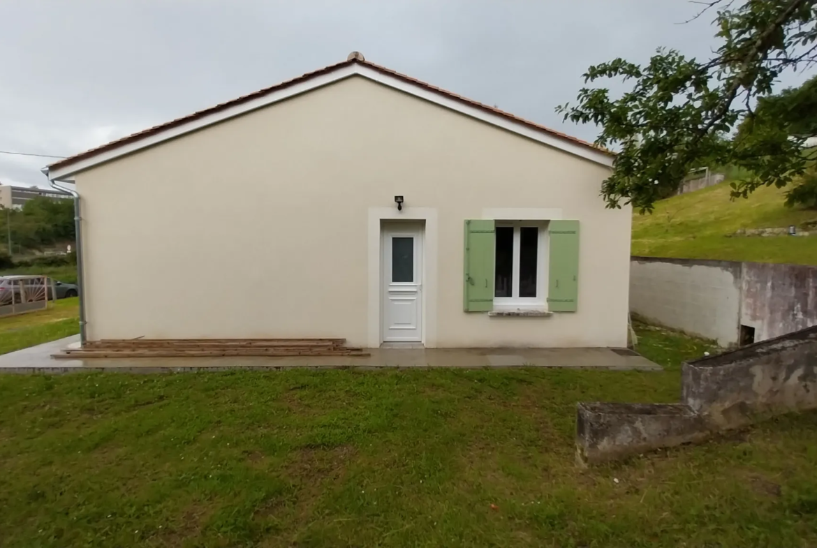 Maison plain-pied récente proche du centre de Ribérac 