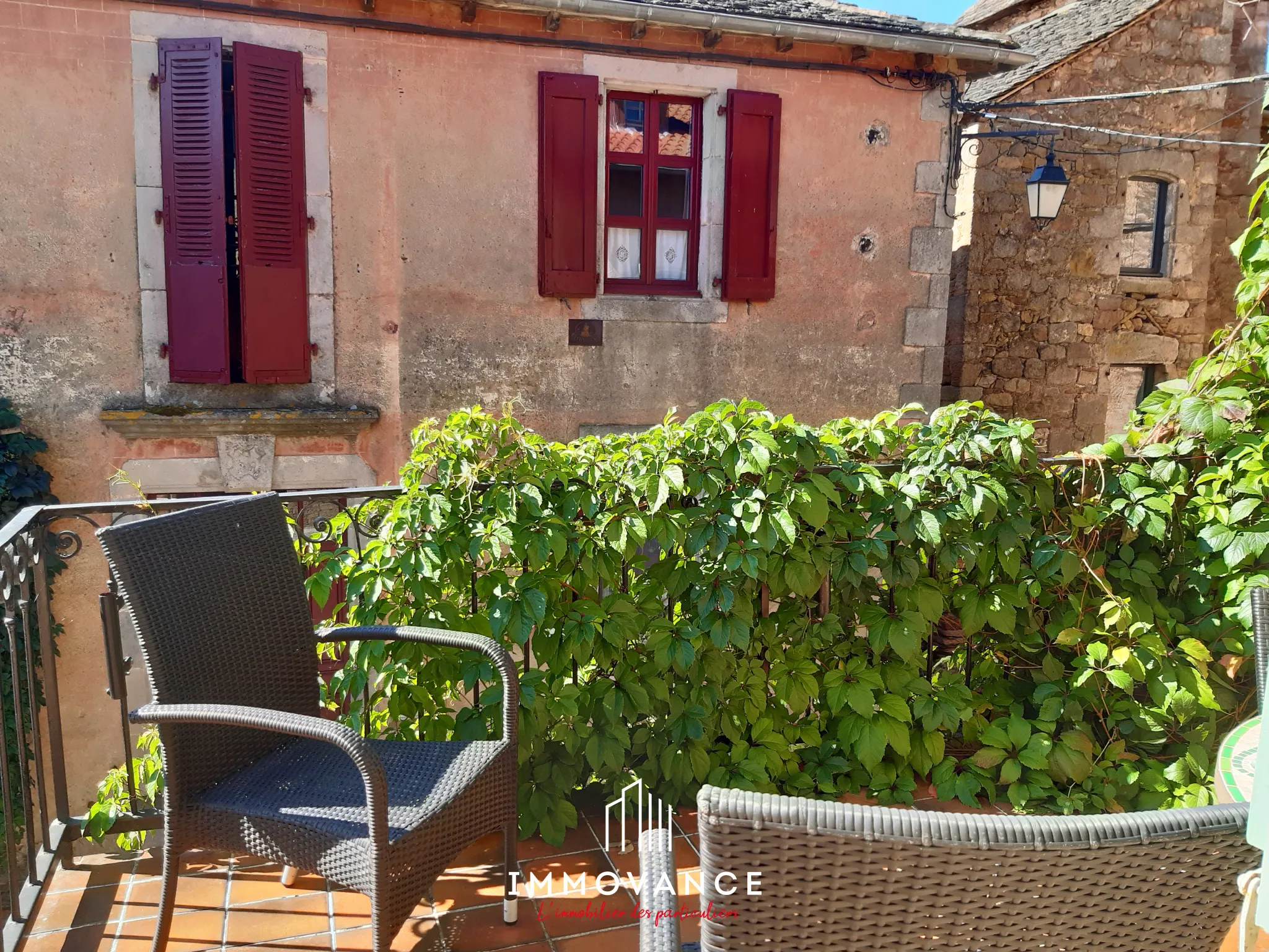 Maison de village à Montjaux avec jardin et studio indépendant 