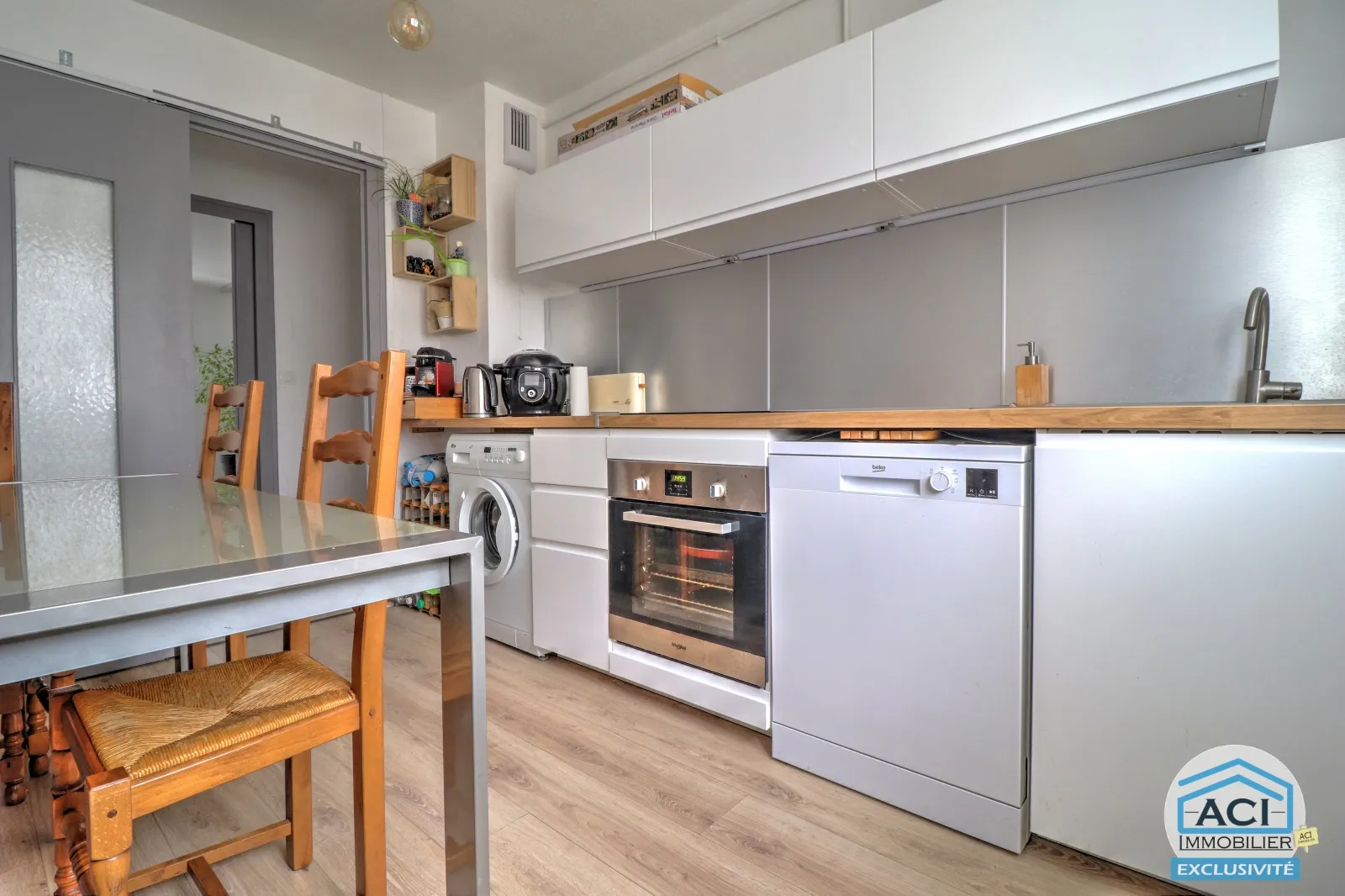 À vendre : Appartement T4 lumineux avec balcon à Vienne 