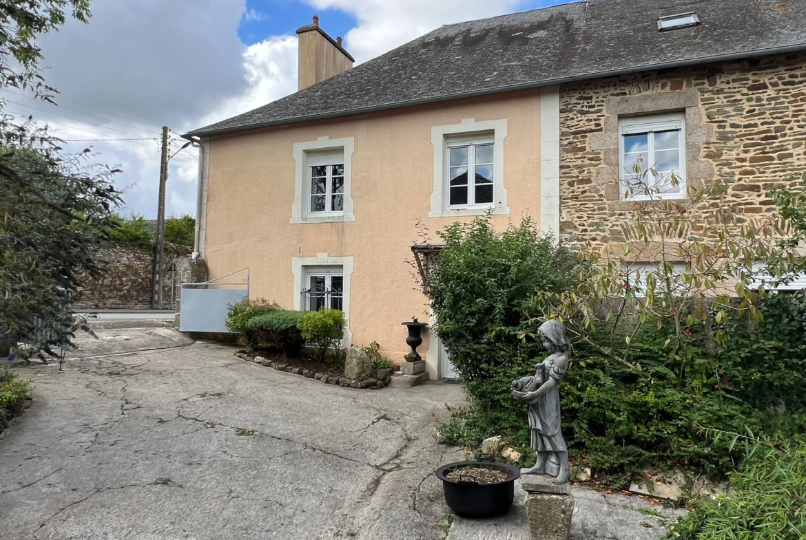 Maison en pierre de 135 m² à vendre à Pré-en-Pail 