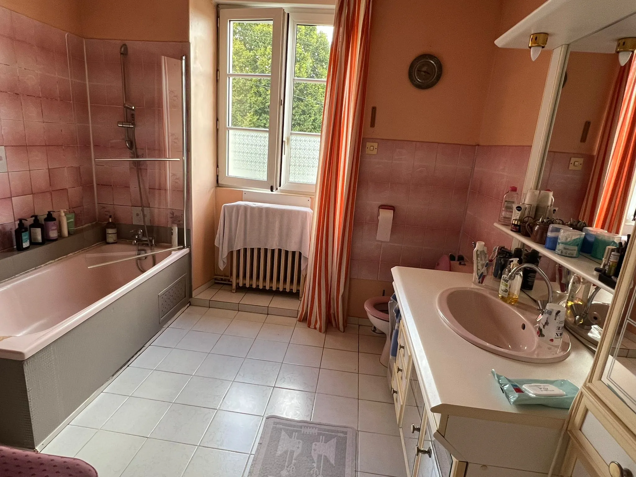 Maison en pierre de 135 m² à vendre à Pré-en-Pail 