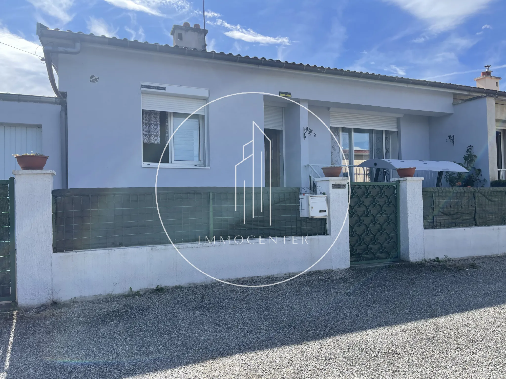 À Annonay, maison T4 de 78 m² avec jardin et garage à vendre 