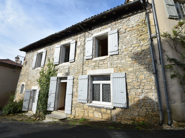 Maison de bourg à Varaignes