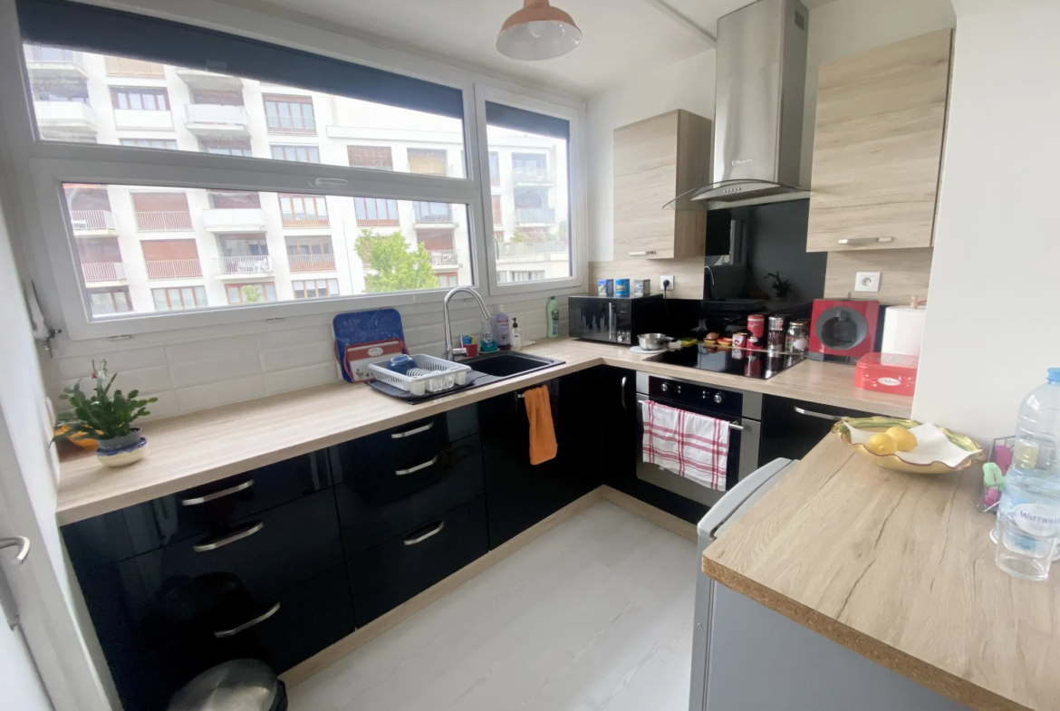 À vendre : Appartement 3 pièces lumineux à Palaiseau, 62 m² avec balcon 