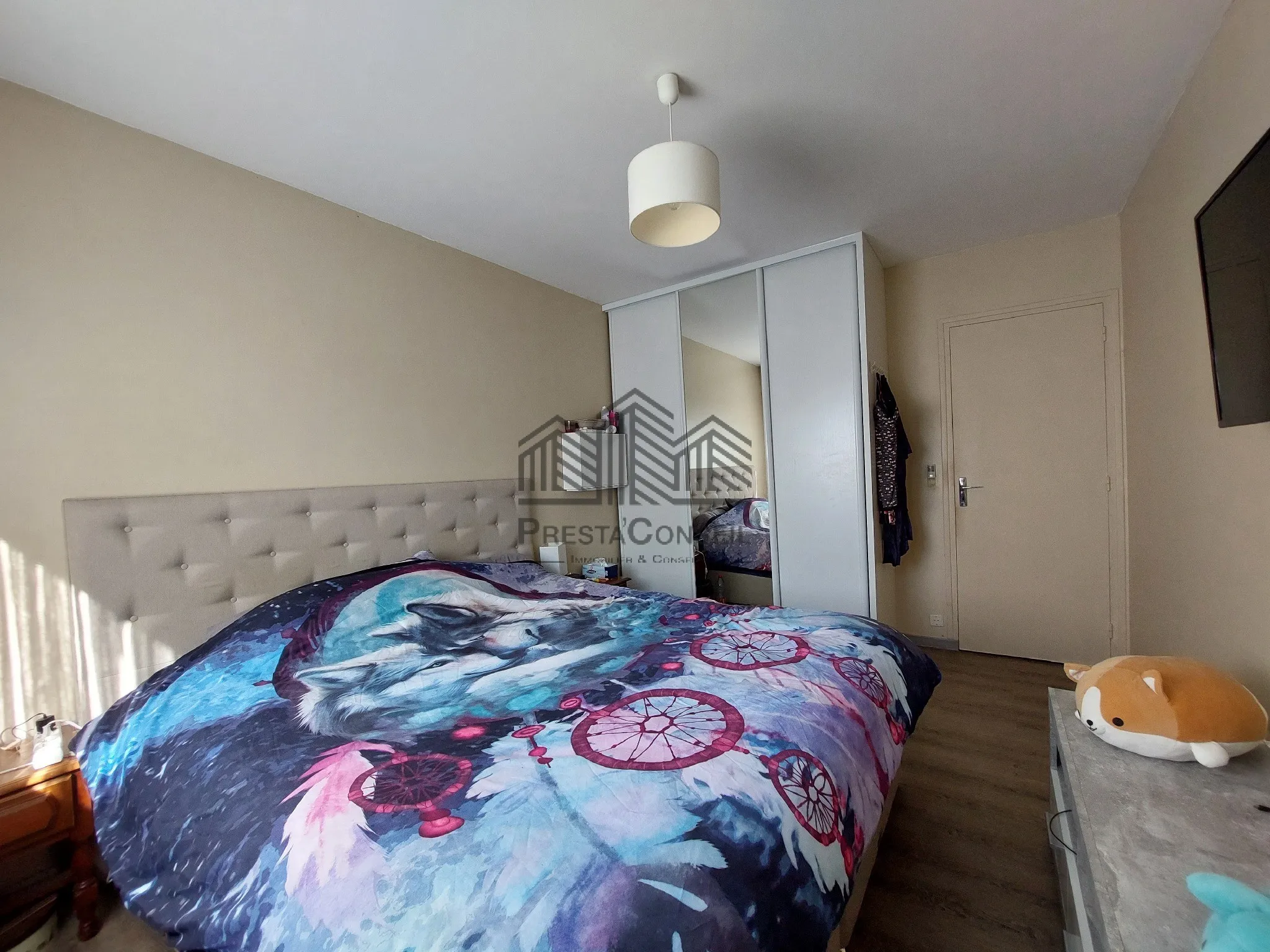 Appartement spacieux à vendre dans le centre-ville de Louviers 