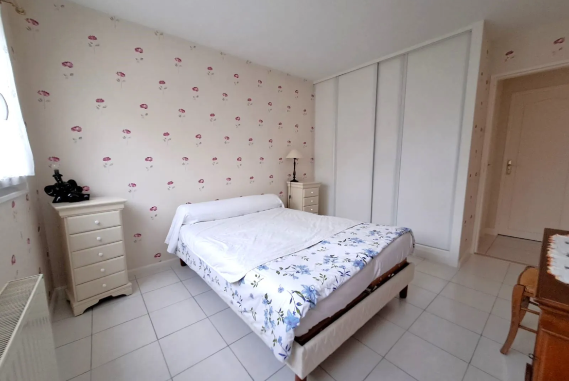 Appartement 3 pièces à vendre à Les Essarts-le-Roi - 101 m² 