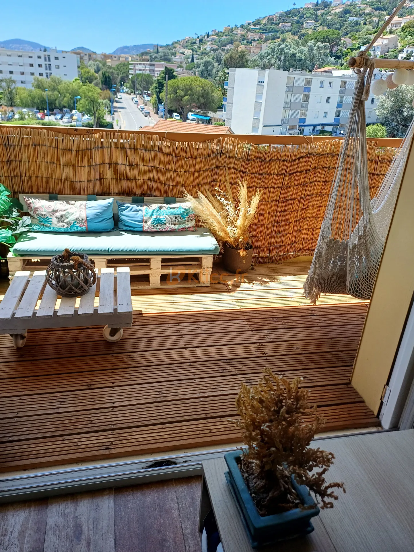 Appartement T3 Dernier Étage à Mandelieu Capitou - 299 000 € 